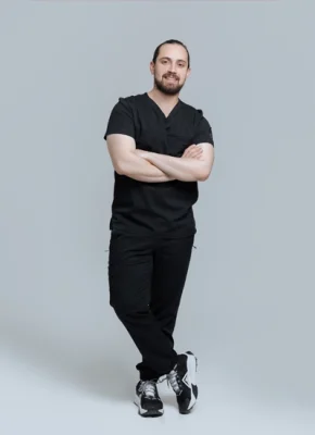 DrAlanRodriguez-MedicalOutfit